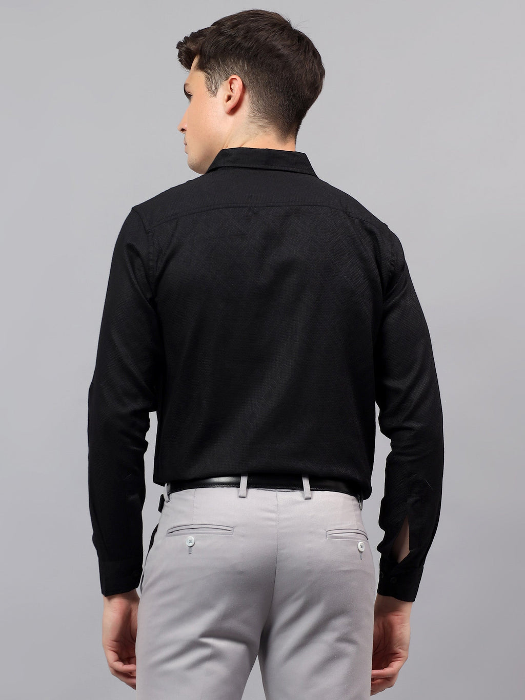 KISHRO Men Cotton Solid Regular Fit Casual Shirt - Black