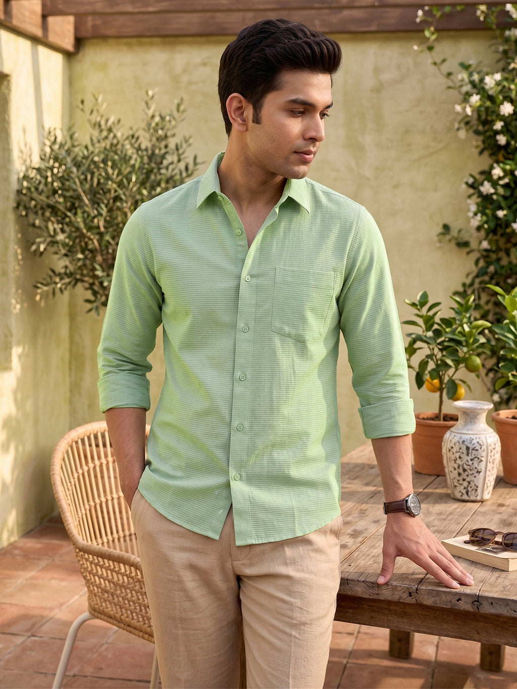 KISHRO Men Cotton Solid Regular Fit Casual Shirt - Light Green