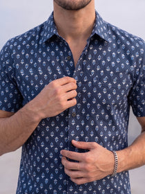 KISHRO Men Cotton Printed Regular Fit Casual Shirt - Navy Blue