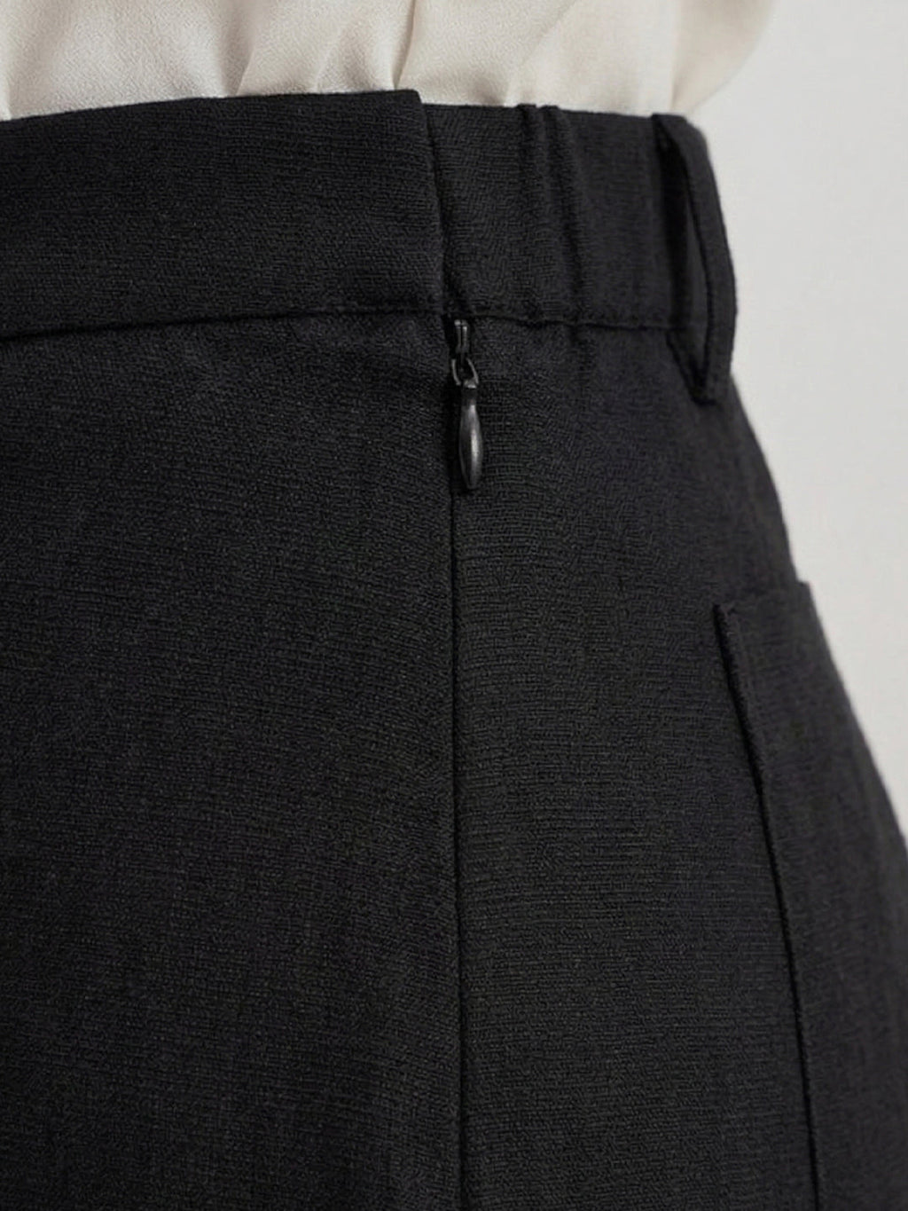 KISHRO Women Rayon Solid Straight Fit Trousers - Black