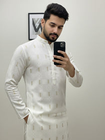 KISHRO Men Cotton Printed Regular Fit Mandarin Collar Short Kurta - White