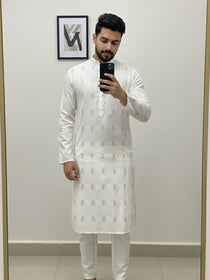 KISHRO Men Cotton Printed Regular Fit Mandarin Collar Short Kurta - White